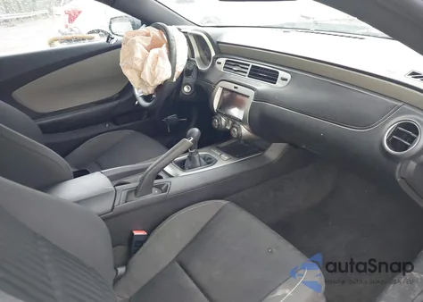 2015 Chevrolet Camaro 1Ls из США, поврежденный, VIN 2G1FA1E3XF9250336